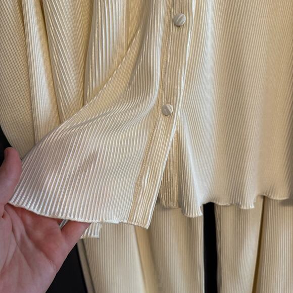 Beige Botany Pleated Cream Lounge Matching Pant Set Size M/L - Picture 4 of 8